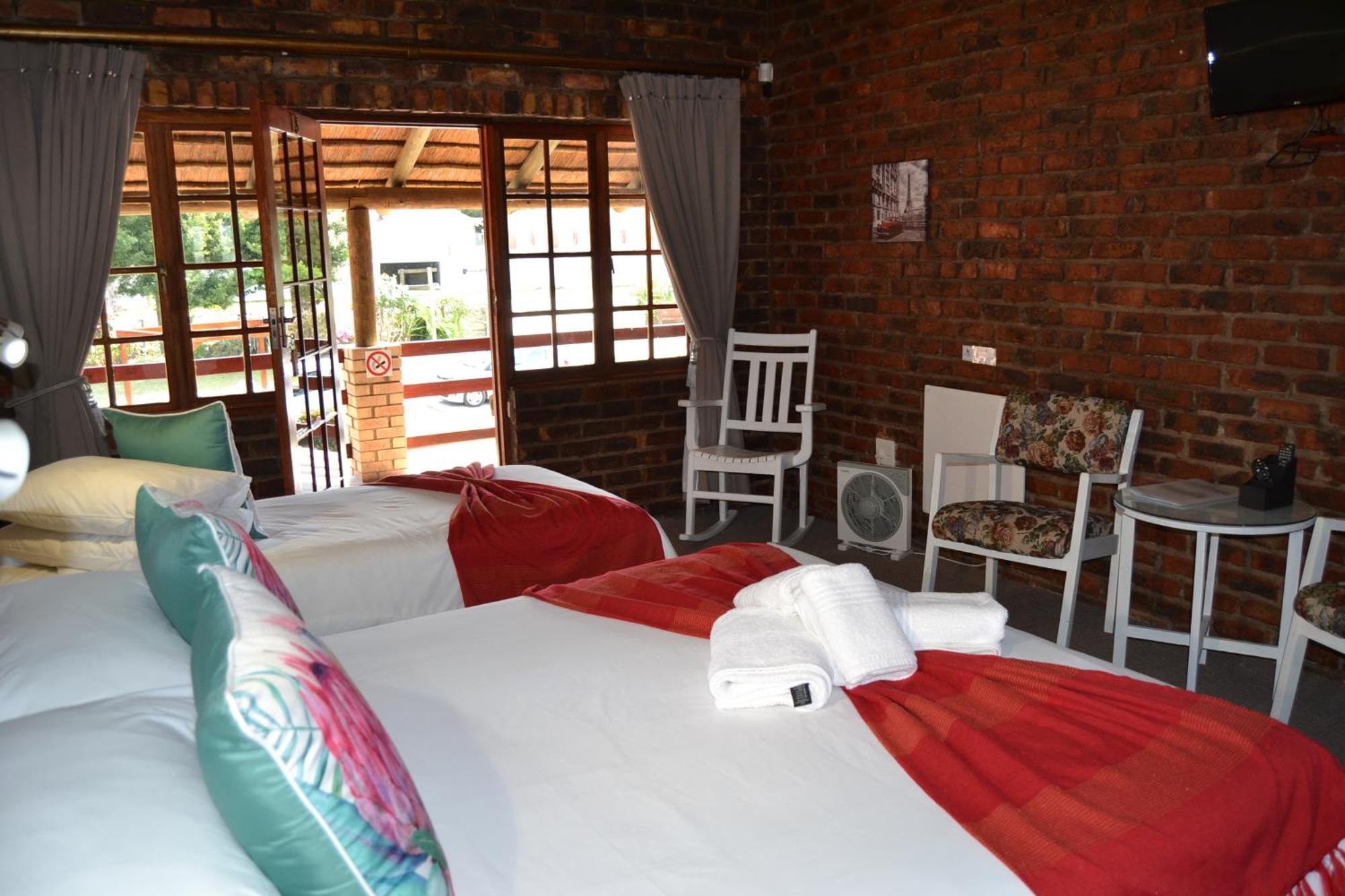Storms River Guest Lodge Stormsrivier Exteriör bild